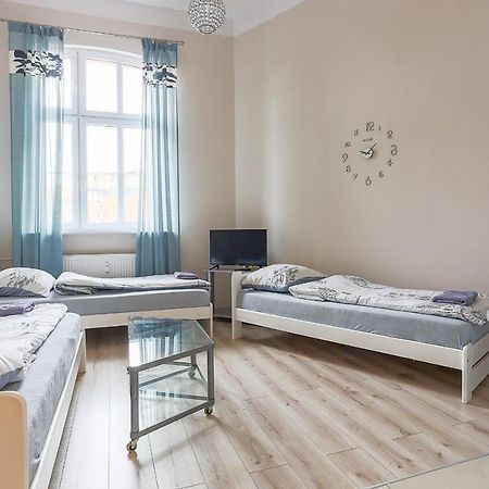 Ferienwohnung Three Single Beds Thorn Exterior foto